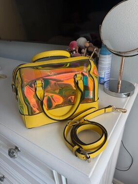 Metallic/yellow purse